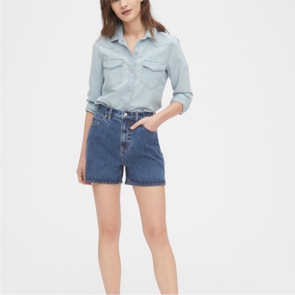 GAP Mom Jean Shorts